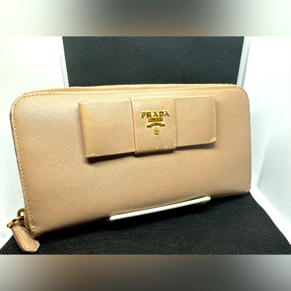 Prada Saffiano Leather Bow Beige Long Zip Wallet - Picture 1 of 10